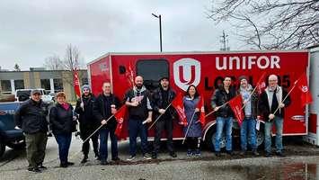 Unifor Local 195 supporters (Image courtesy of Unifor via X)