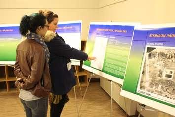 West Windsor residents discuss whether or not they would like to see a splash pad at Atkinson Park instead of its outdoor pool, December 15, 2015. (Photo by Mike Vlasveld)