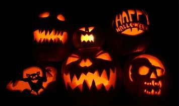 Jack-O-Lanterns. (Photo by The B's from Flickr)