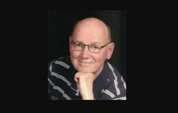 Former CKCO-CTV reporter Rick Smith. Image courtesy of www.sarniacremationservices.com
