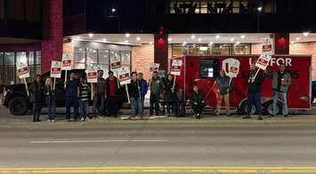Unifor Local 195 members on strike early Sunday, June 1 (Photo by: Unifor Local 195 Facebook page)