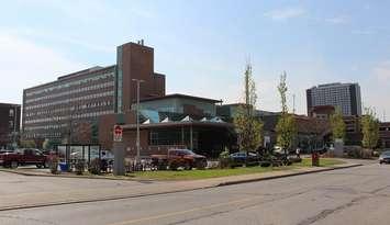 Windsor Regional Hospital Ouellette Campus. (photo by Mike Vlasveld)