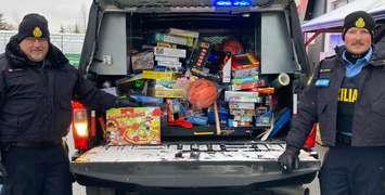 Lambton OPP at Christmas for Everyone’ Food & Toy Drive. Photo courtesy of West Region OPP via X. 