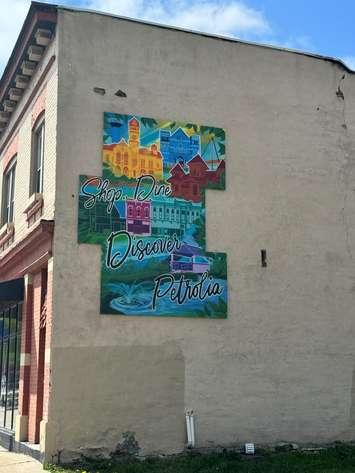 Shop, Dine Discover mural downtown Petrolia (Photo by: Town of Petrolia)