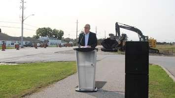 Windsor Mayor Drew Dilkens marks the start of construction on Banwell Road, September 15, 2020. (Photo by Maureen Revait) 