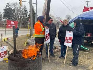Unifor National President Lana Payne visits Windsor Salt workers on the picket line, March 3, 2023. (Photo by Maureen Revait)