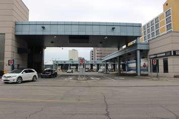 Traffic enters Canada at the Windsor-Detroit Tunnel Plaza.  (Photo by Adelle Loiselle)
