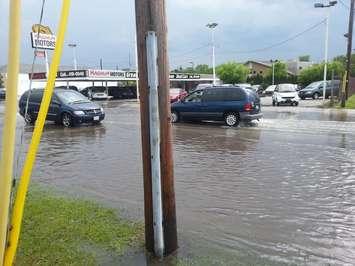 Flooding at Central Ave. and Tecumseh Rd. E., May 27 2014. (Photo by Shaun Campbell.)