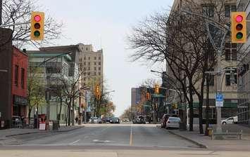 Ouellette Ave. downtown Windsor. (photo by Mike Vlasveld)