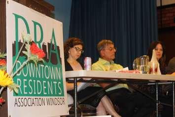 The Downtown Residents Association holds a meeting in Windsor on October 6, 2016 regarding the possible closure of core area schools. (Photo by Ricardo Veneza)