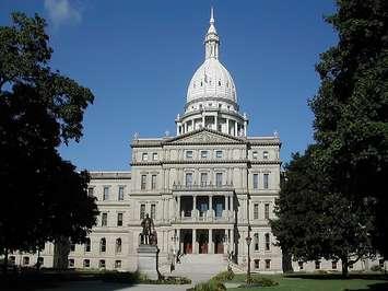 Michigan State Capitol building, Lansing. Photo courtesy Brian Charles Watson/Wikipedia.