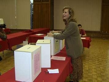 Former MPP Sandra Pupatello casts her ballot at the Caboto Club in Windsor January 14, 2013.