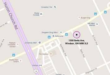 Windsor police asking the public to avoid this area as police take part in active investigation. 