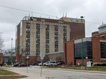 Windsor Regional Hospital Metropolitan Campus, December 12, 2022. Photo by Mark Brown/WindsorNewsToday.ca.