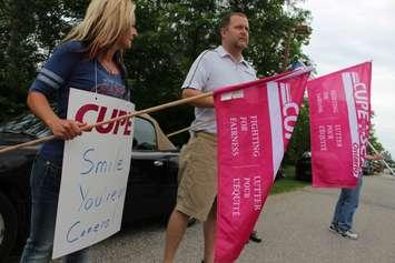 CUPE holds a protest against cameras inside ambulances outside Essex County Council, June 17, 2015. (Photo by Jason Viau)