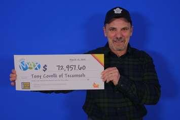A Tecumseh letter carrier is celebrating after delivering a lottery win for his family. Mar 18, 2019. (Photo courtesy of OLG)
