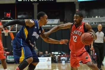 The Windsor Express take on the Saint John Mill Rats, January 10, 2015. (Photo courtesy of the Windsor Express)